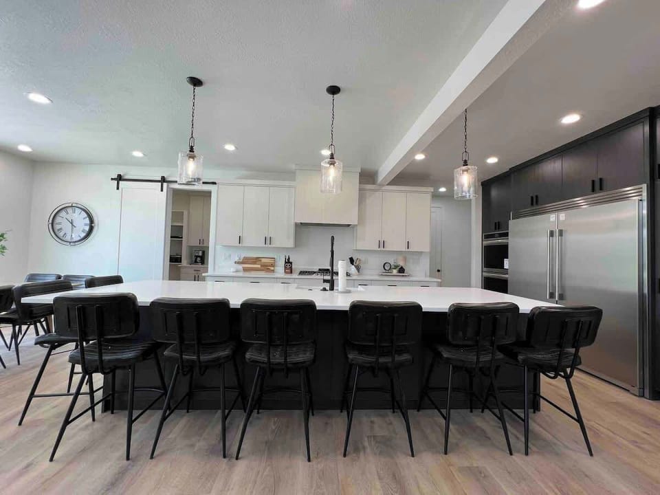 Ample seating around kitchen island