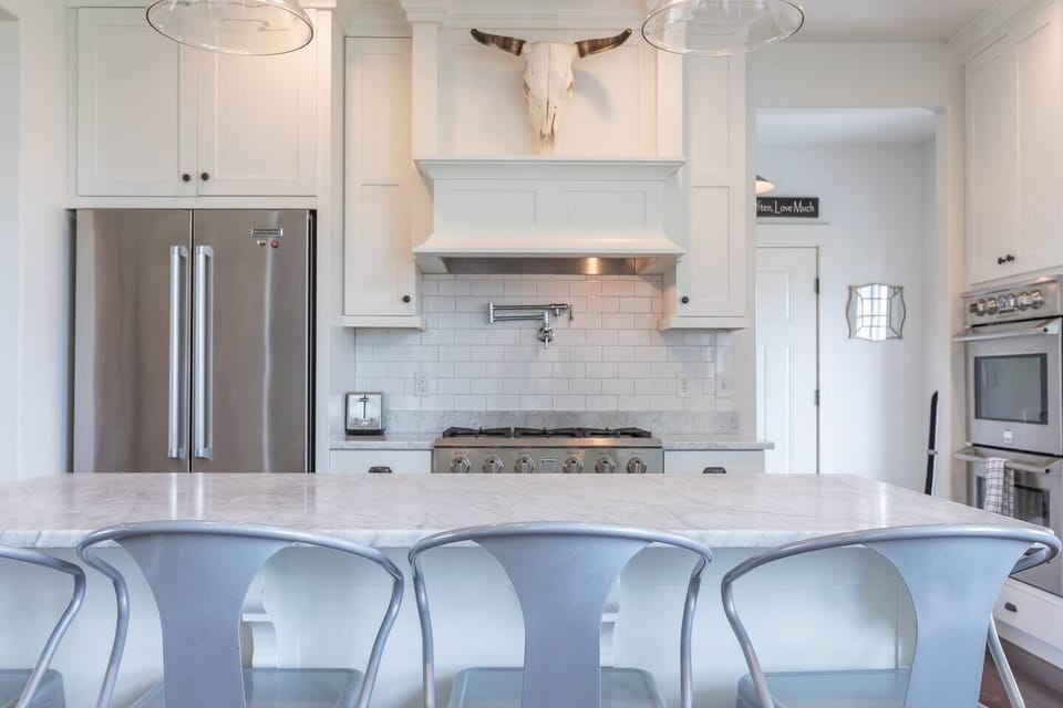 Casual dining at the island for morning coffee or snacks