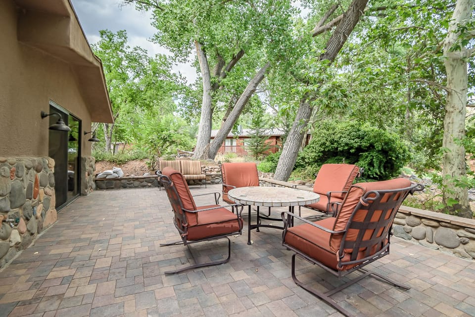 Outdoor Patio Table