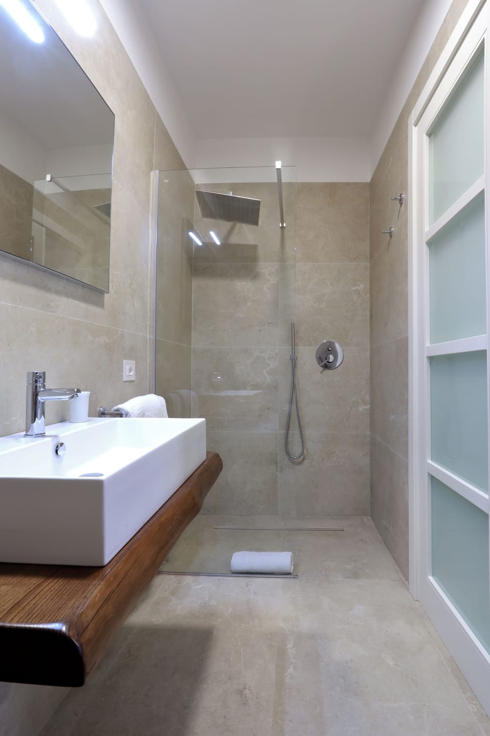 Free toiletries, hair dryer, bathrobes, bidet