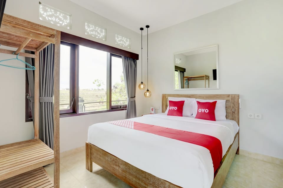 Deluxe Double Room | Laptop workspace, free WiFi, bed sheets