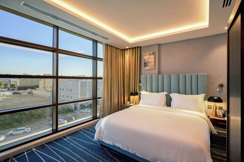Superior Room | Minibar, desk, laptop workspace, blackout drapes