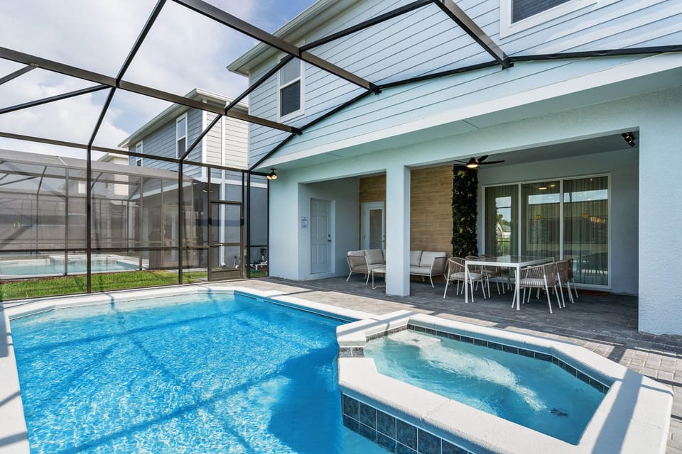 Ample space to unwind - Enjoy a drink after a long day or soak in the pool