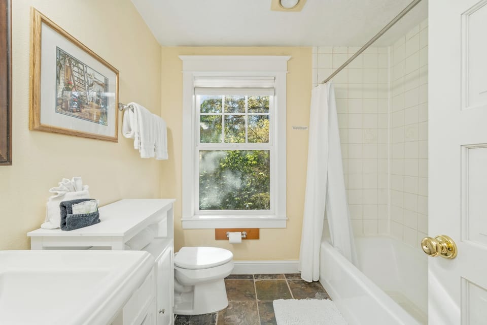Hall bath upstairs