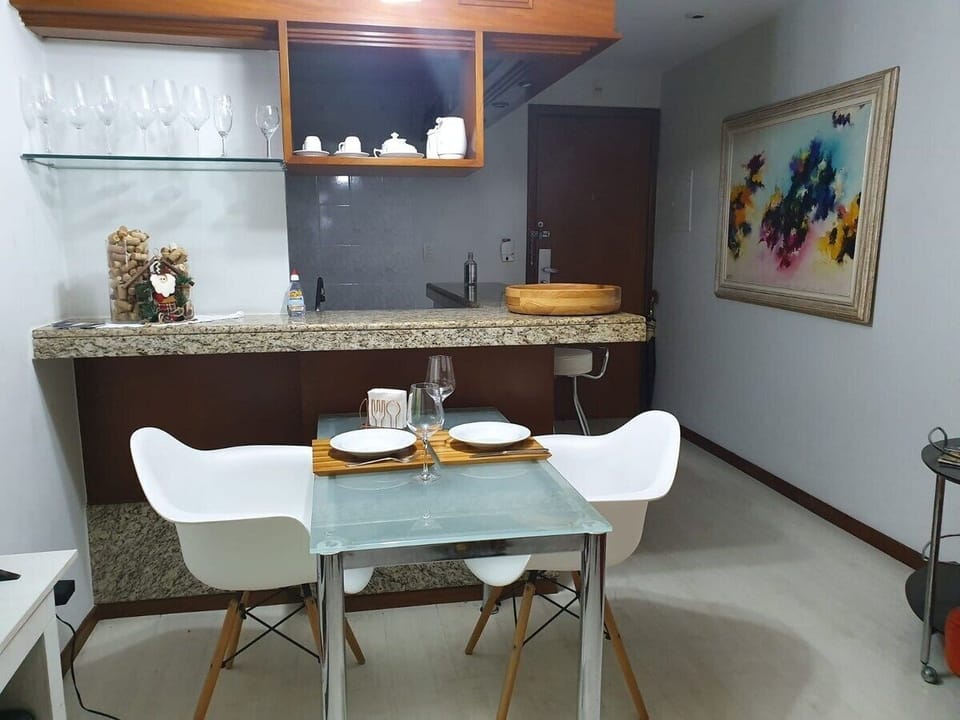 Apartment | Dining
