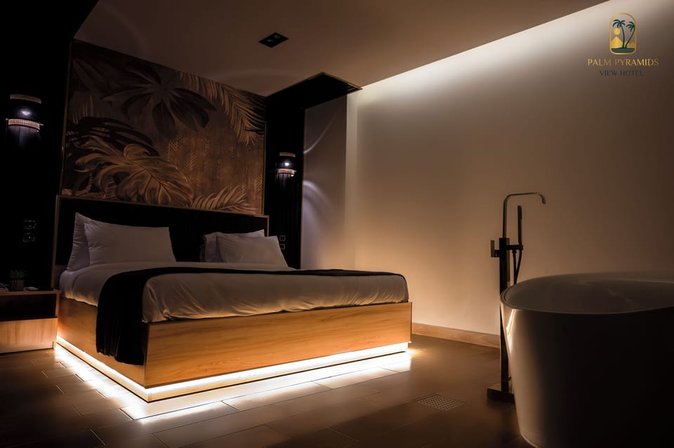 Royal Suite, Balcony, City View | Egyptian cotton sheets, premium bedding, minibar, in-room safe