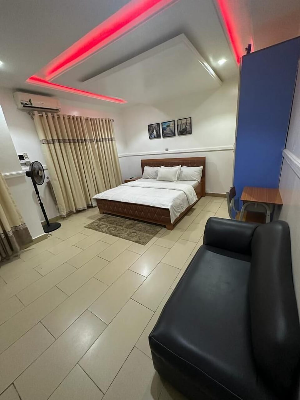 Executive Room | Free WiFi