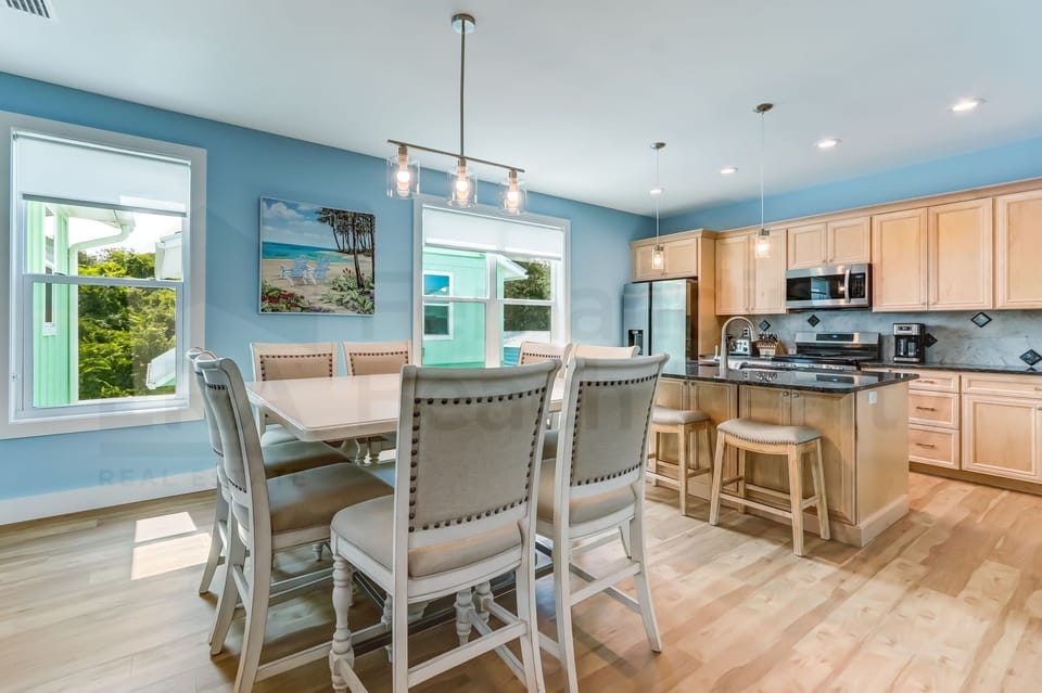 House, Multiple Bedrooms | Private kitchen | Fridge, oven, coffee/tea maker, toaster