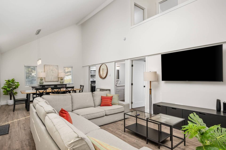 Watch you favorite movies, shows, and sports on this smart tv after a day exploring the Oregon Coast.