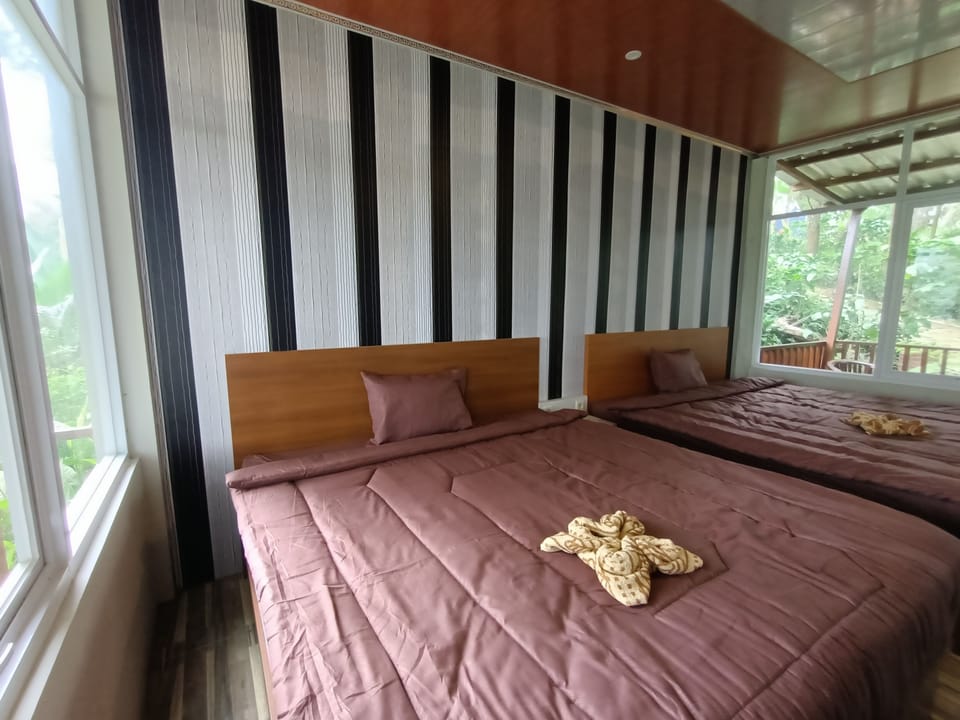 Family Room | Rollaway beds, free WiFi, bed sheets