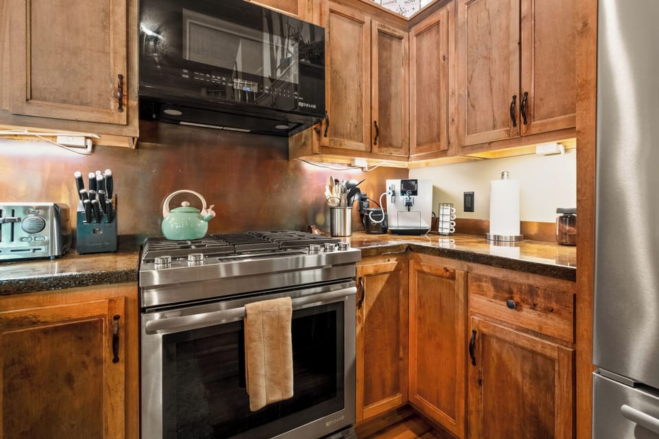 Gas Stove and Microwave.