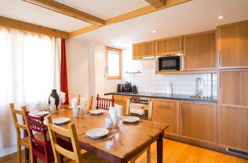 Open kitchen