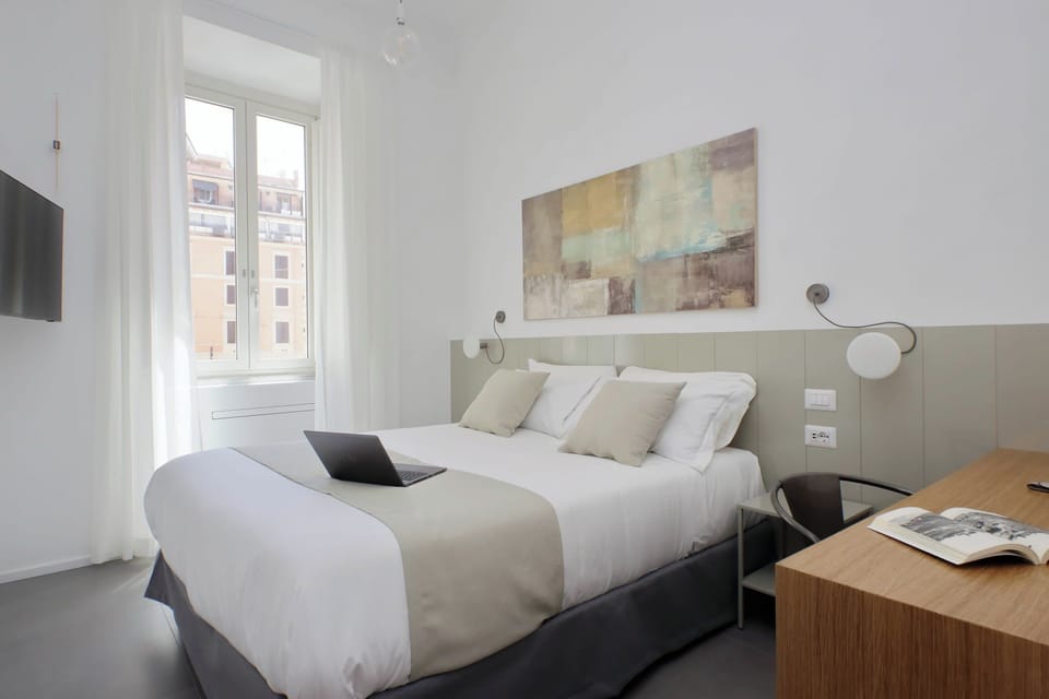 Double Room, Ensuite, City View | Desk, blackout drapes, soundproofing, cribs/infant beds