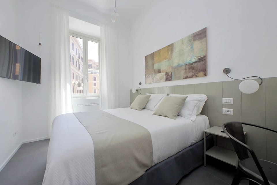 Double Room, Ensuite, City View | Desk, blackout drapes, soundproofing, cribs/infant beds