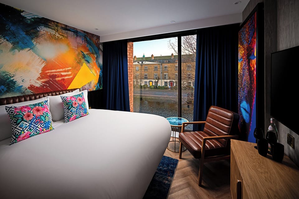 Egyptian cotton sheets, premium bedding, minibar, in-room safe