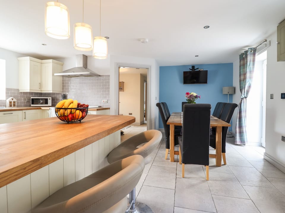 Cottage | Interior