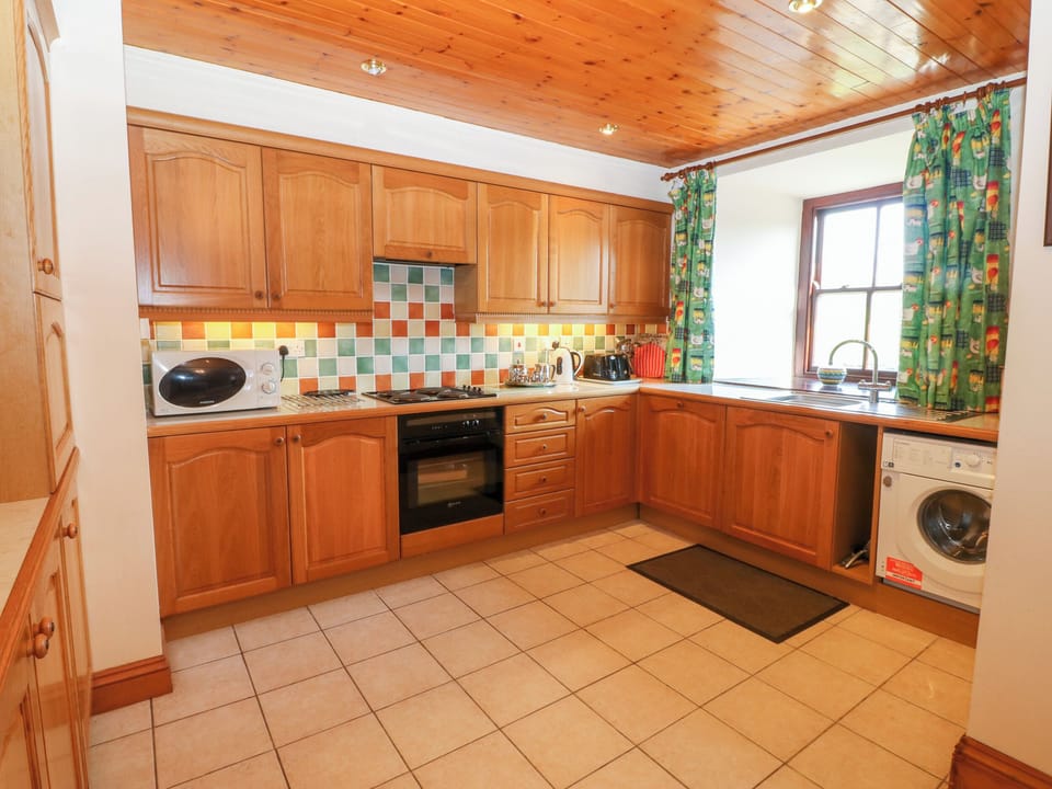 Fridge, dishwasher, electric kettle, toaster