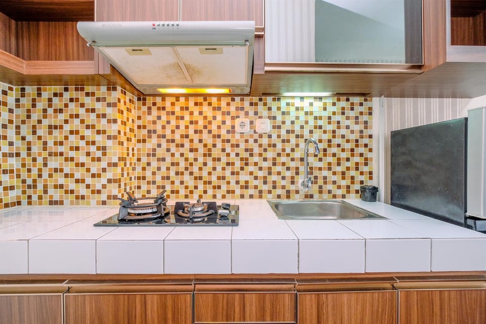 Studio | Private kitchen | Full-size fridge, stovetop