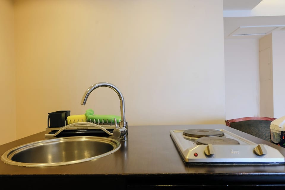 Apartment | Private kitchen | Full-size fridge, stovetop