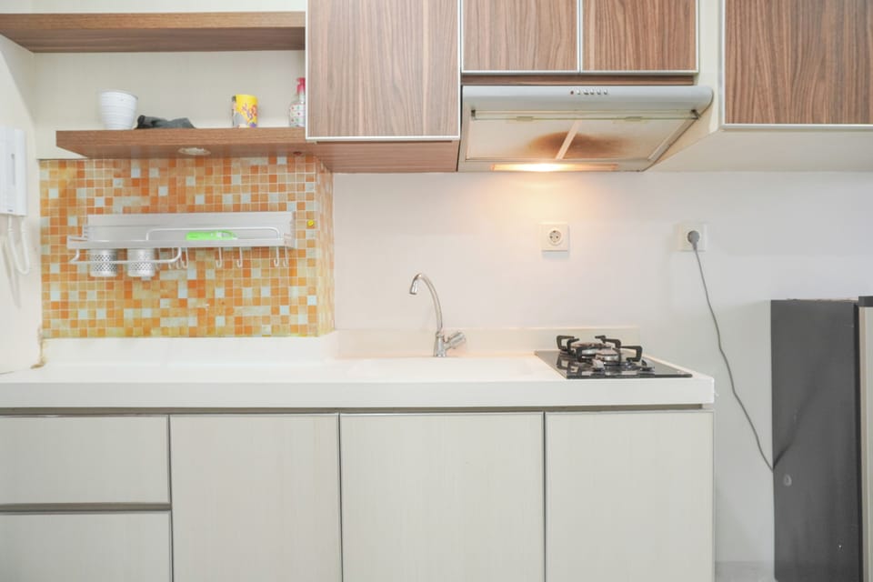 Studio | Private kitchen | Full-size fridge, stovetop