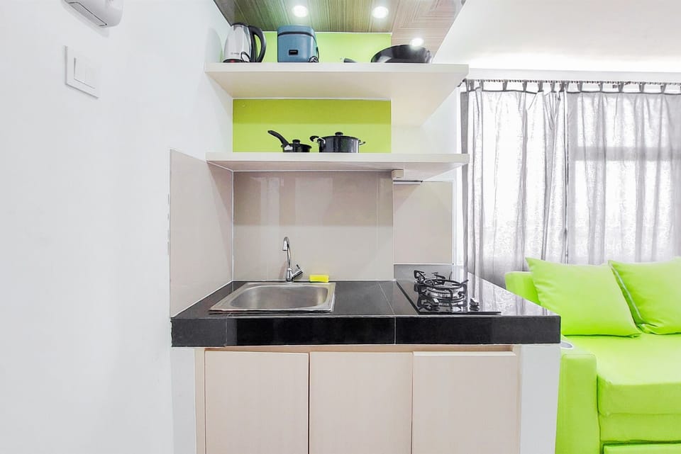 Apartment | Private kitchen | Full-size fridge, stovetop