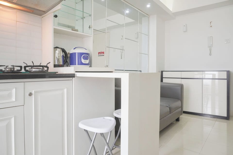 Apartment | Private kitchen | Full-size fridge, stovetop