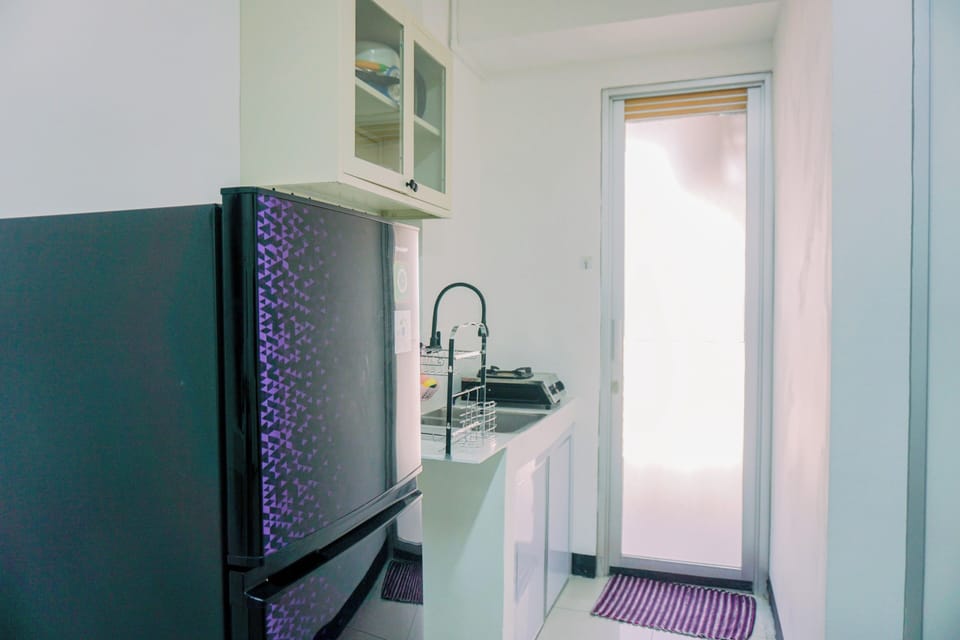 Apartment | Private kitchen | Full-size fridge, stovetop