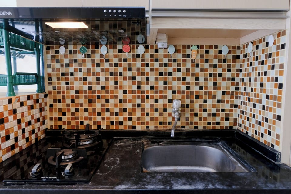 Studio | Private kitchen | Full-size fridge, stovetop