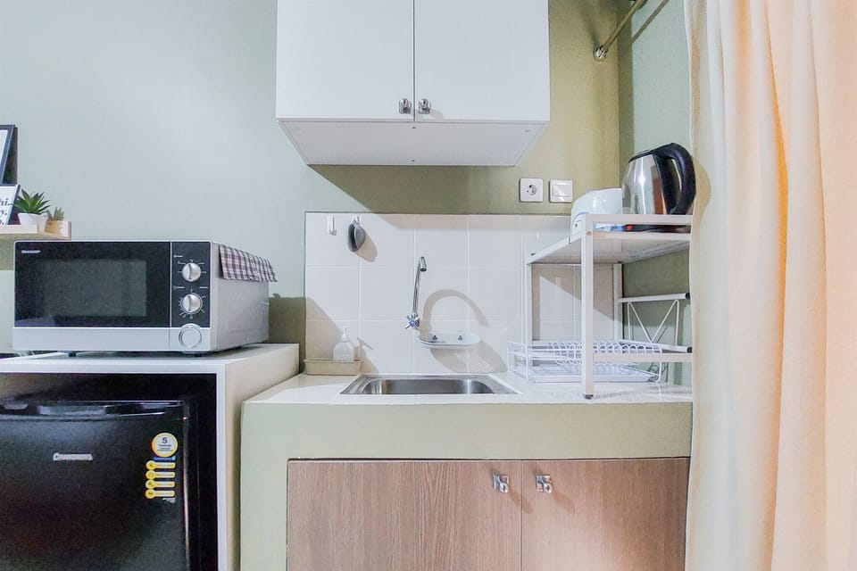 Studio | Private kitchen | Fridge, microwave