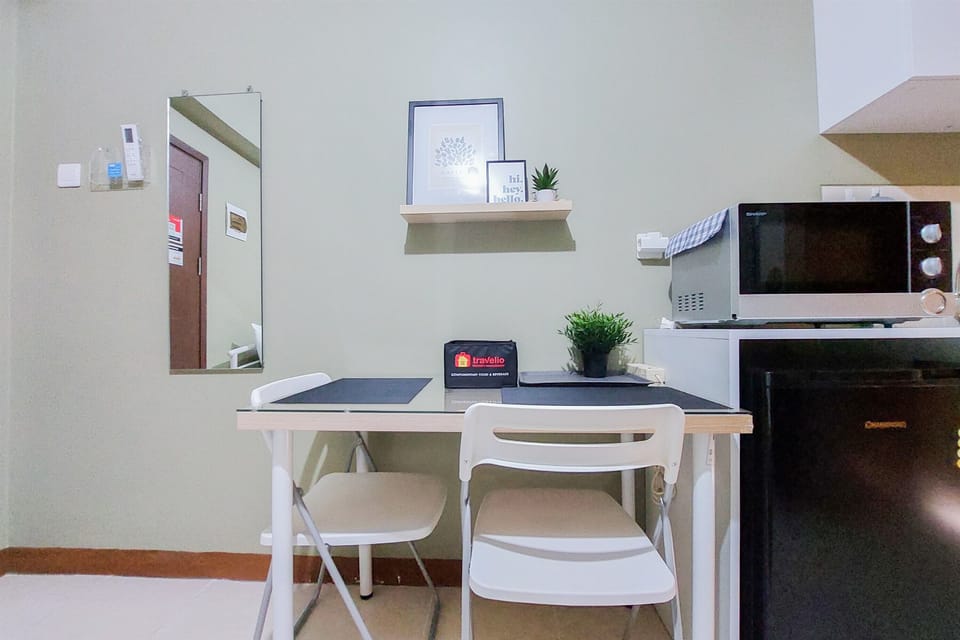 Studio | Living area