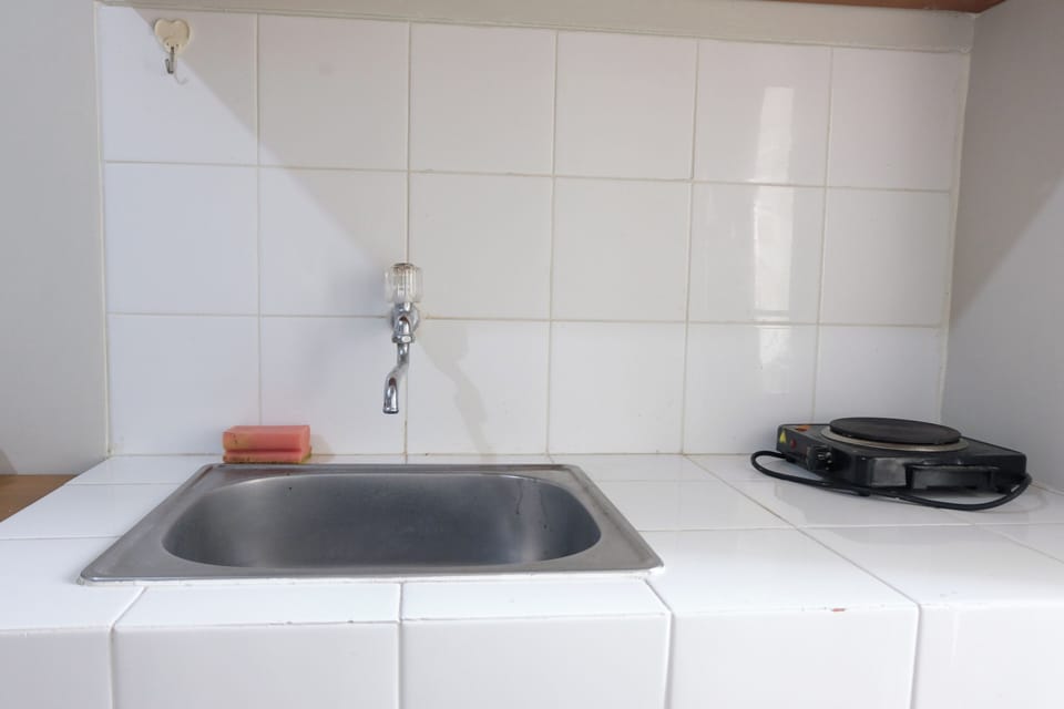 Apartment | Private kitchen | Full-size fridge, stovetop