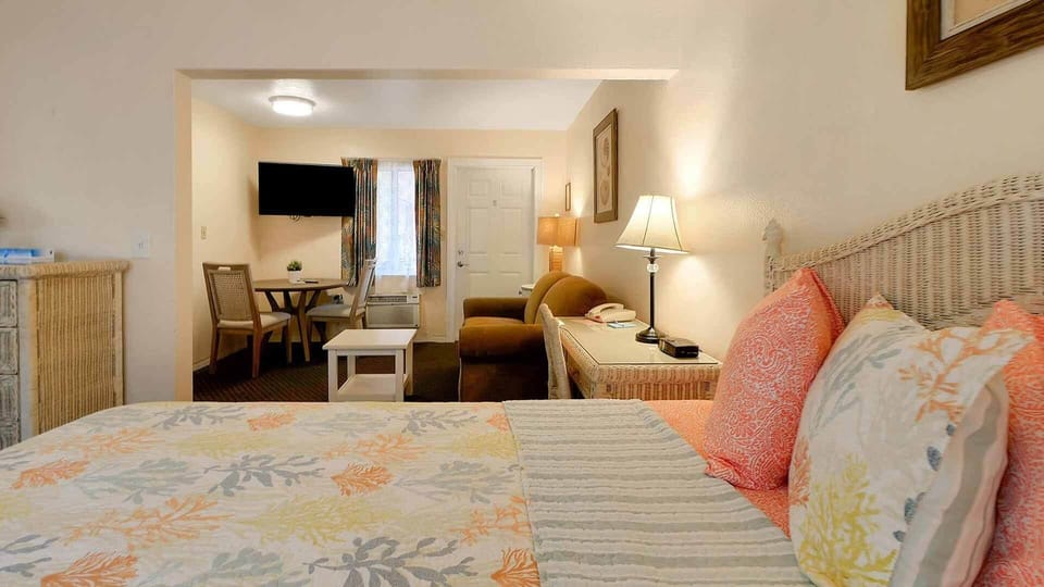Blackout drapes, iron/ironing board, WiFi (free), bed sheets