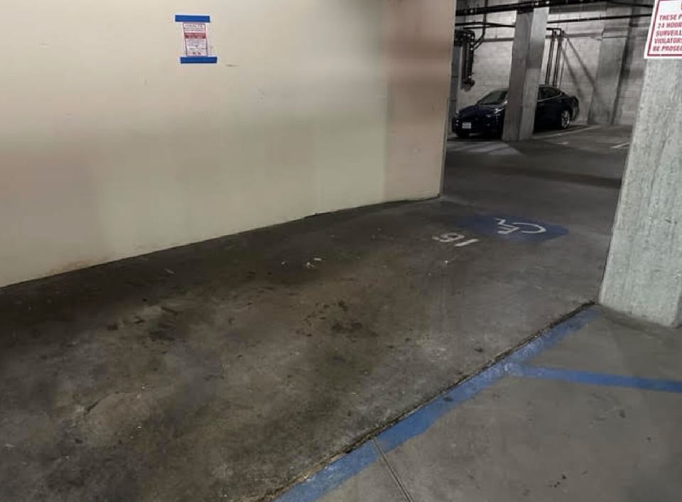1 Garage Parking Spot