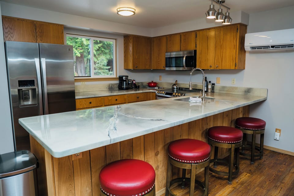 Kitchen, Dining