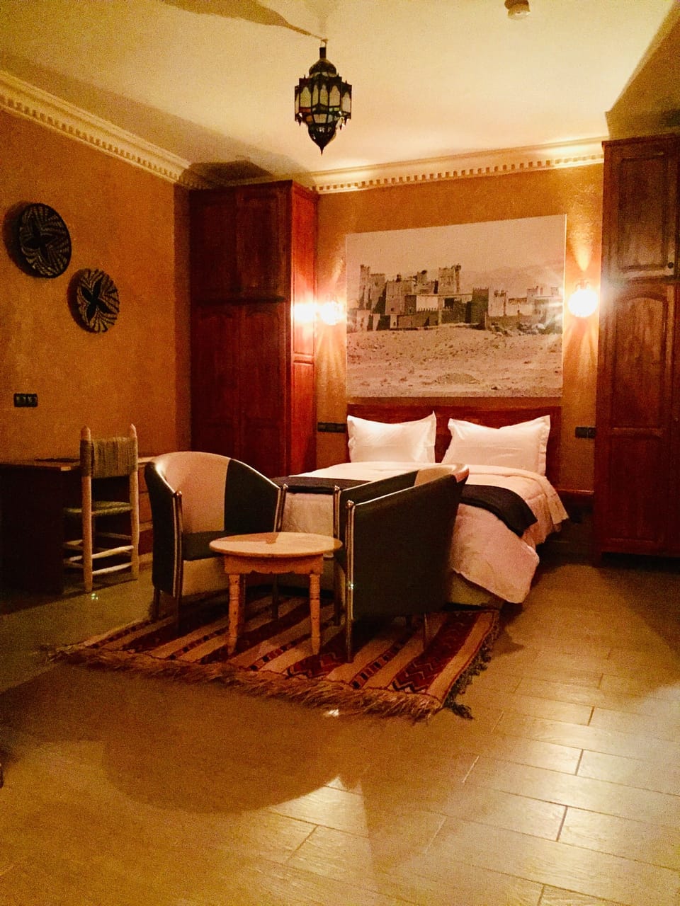 Standard Suite | Desk, soundproofing, free WiFi
