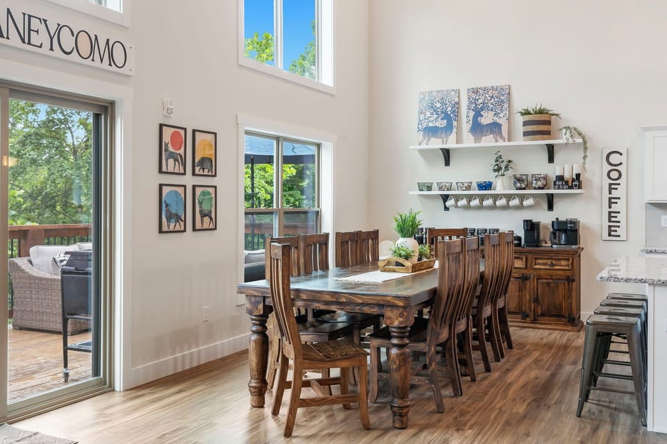 10 person dining table