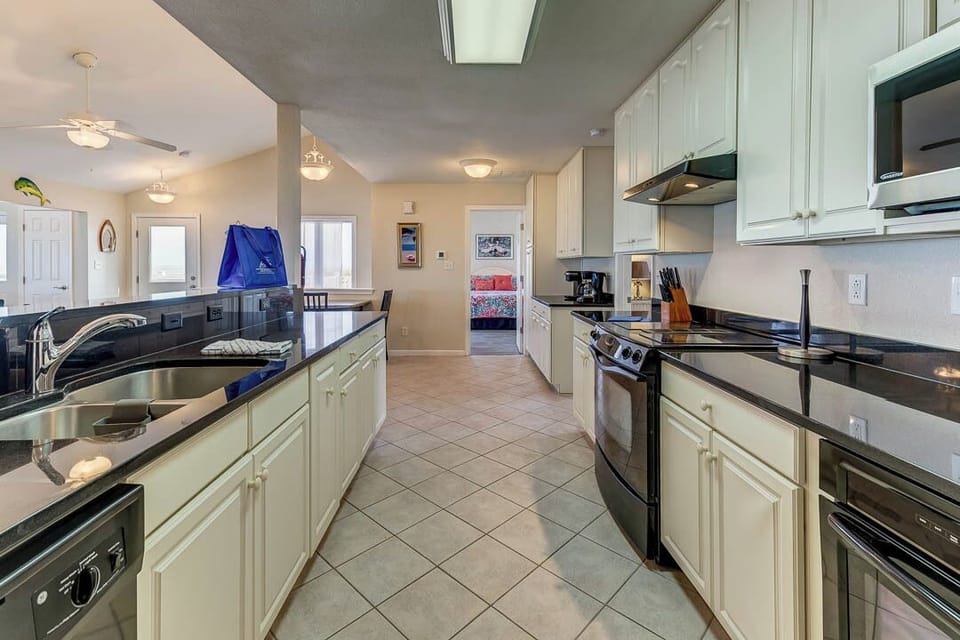 Top-Level Kitchen with Bar