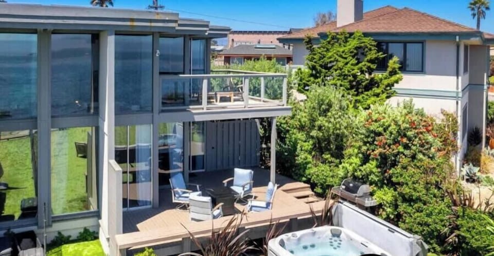 Enjoy the breathtaking ocean views, just a 5-minute walk from the beach!