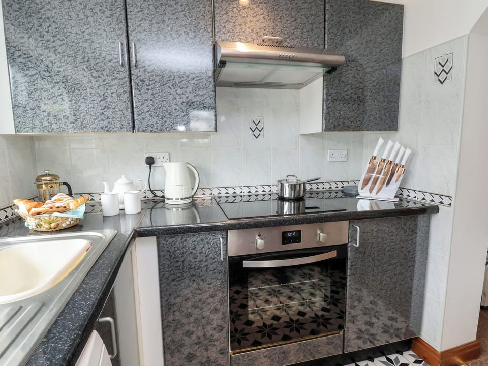 Fridge, dishwasher, electric kettle, toaster