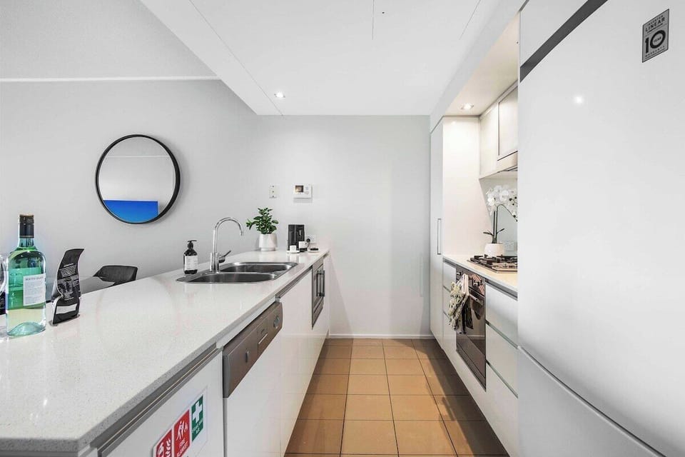 Full gourmet  kitchen for daily use.