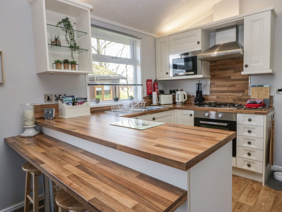Fridge, dishwasher, electric kettle, toaster