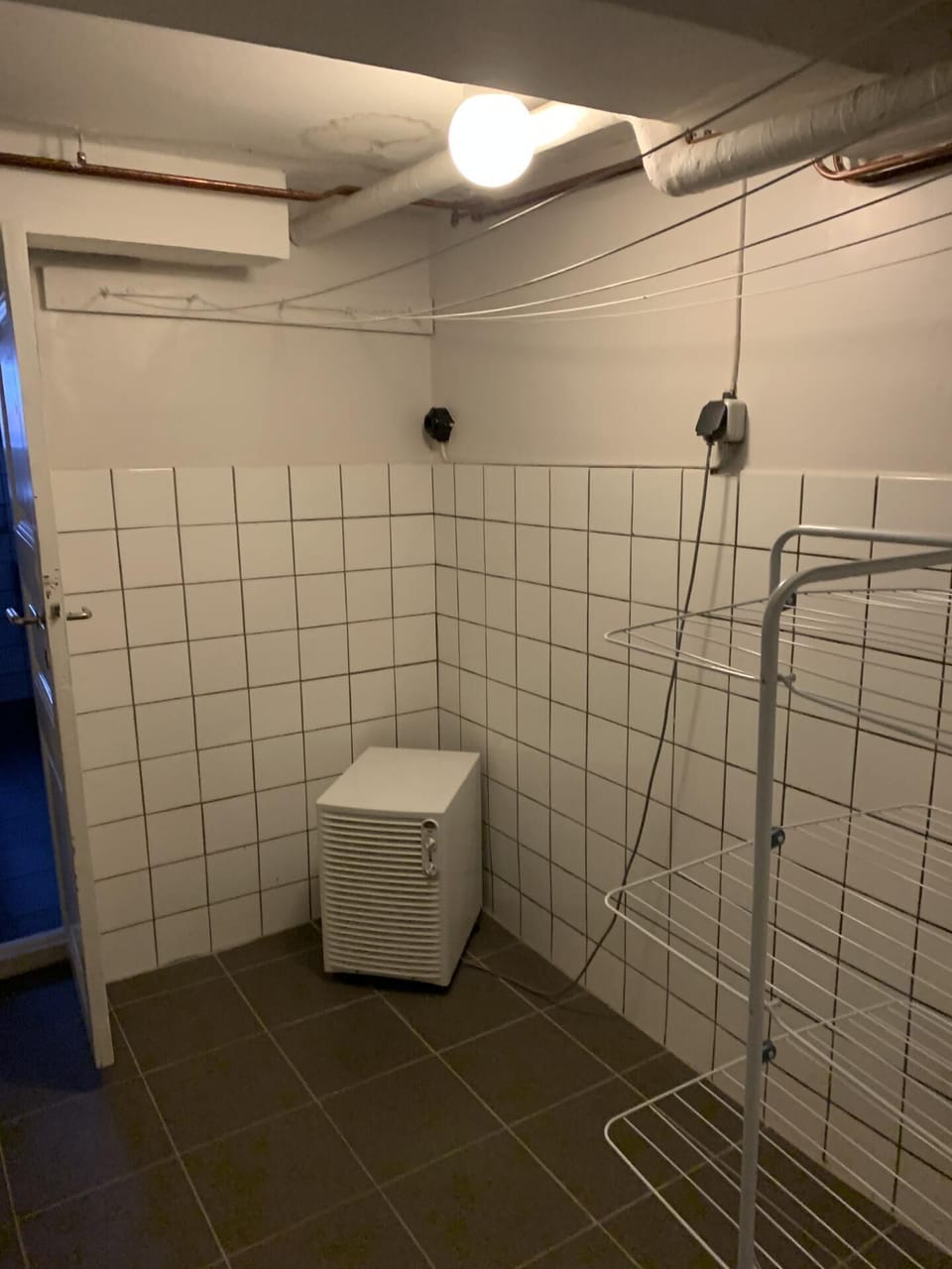 Apartment | Bathroom | Shower