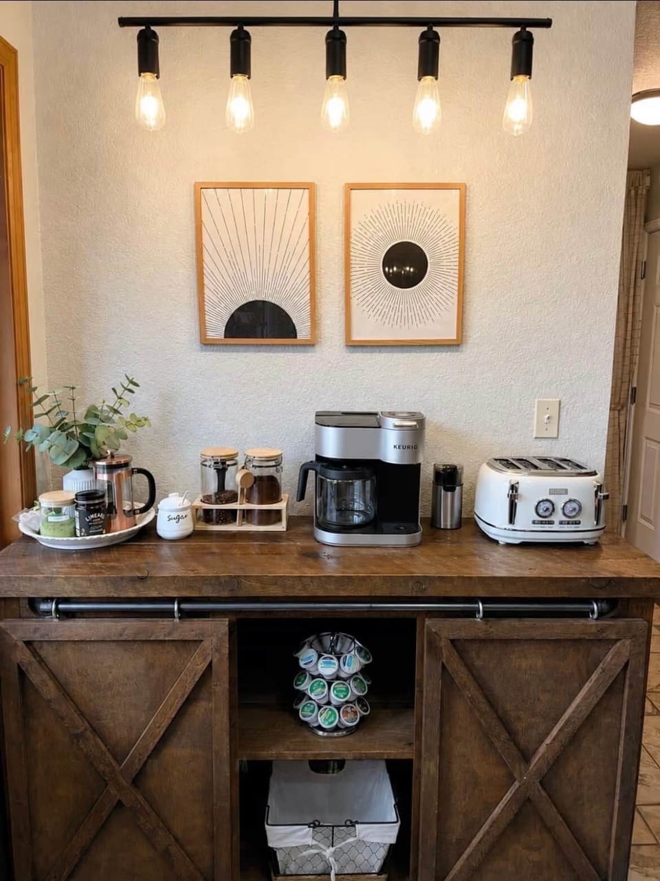 🥐 Fully stocked coffee bar with coffee, tea, French press, Keurig & drip brewer
