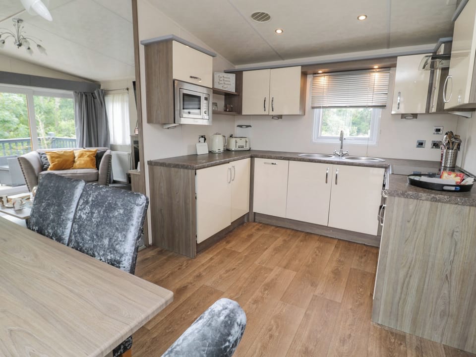 Fridge, dishwasher, electric kettle, toaster