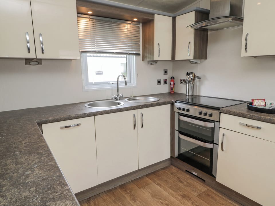 Fridge, dishwasher, electric kettle, toaster