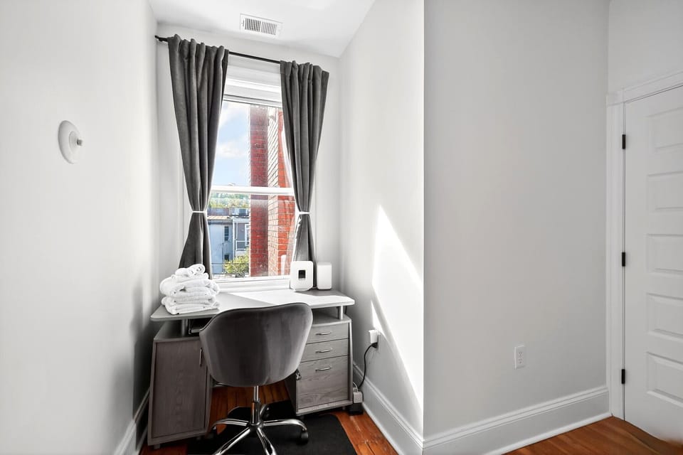Desk in Bedroom 2