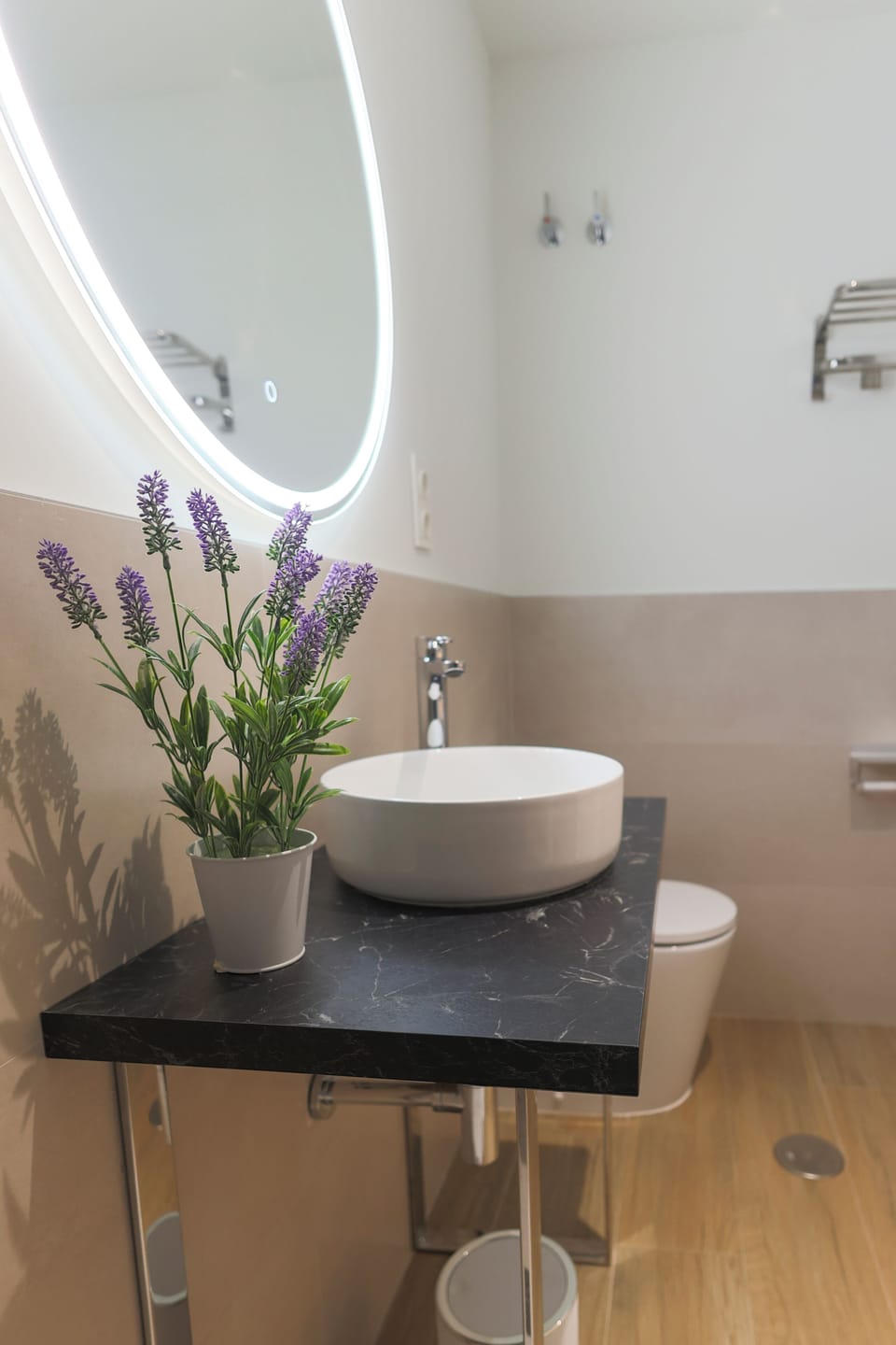 Superior Double Room, Private Bathroom, City View | Bathroom | Hair dryer