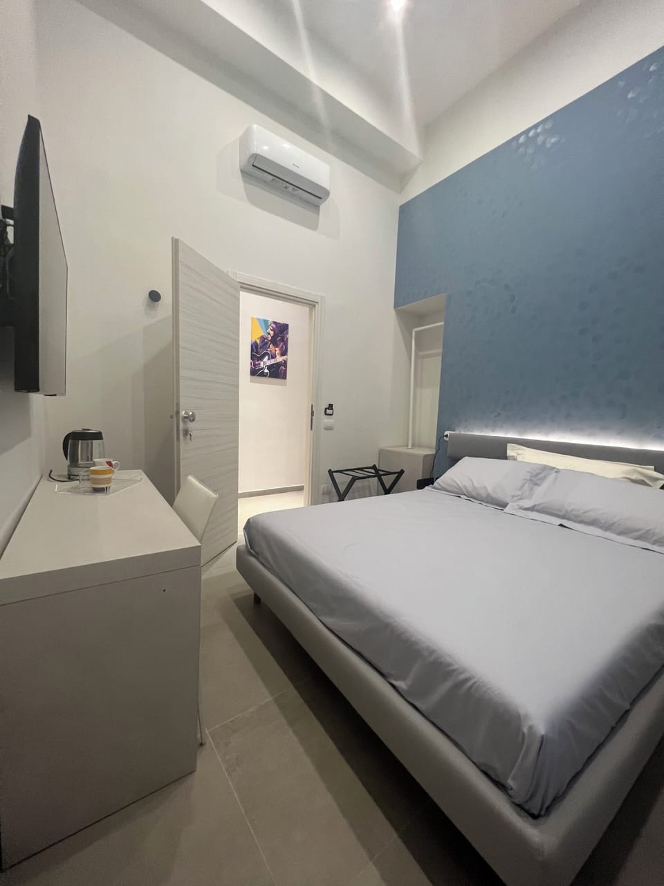 Standard Room, 1 Double Bed, Private Bathroom, Courtyard View | Egyptian cotton sheets, premium bedding, down comforters, in-room safe