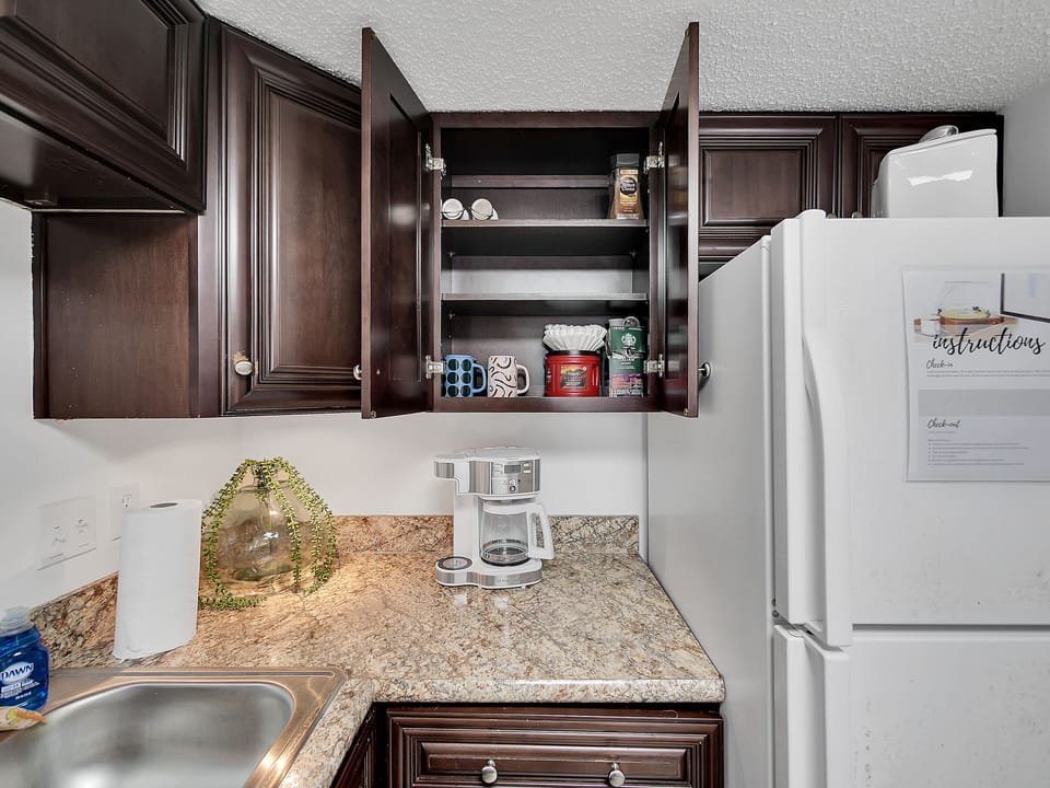 Keurig and Hamilton Beach coffee machines and coffee supplies.
