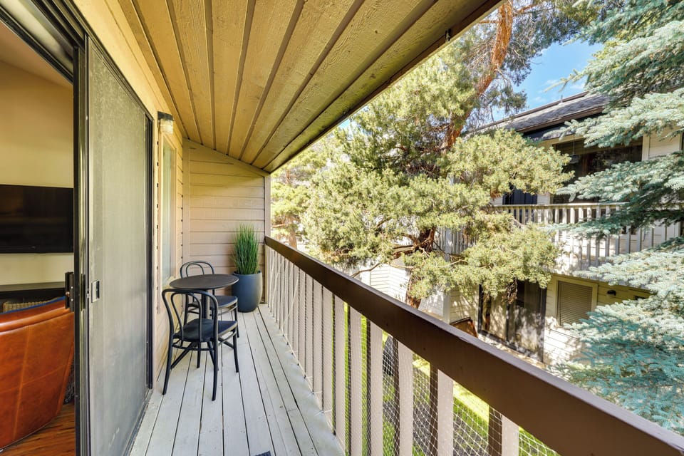 Private Balcony | Walk to Downtown Ketchum